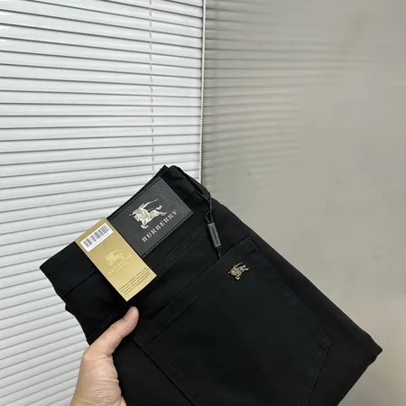 バーバリー ス ジーンズ