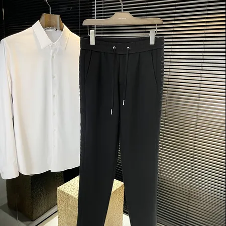 グッチ カジュアルパンツ