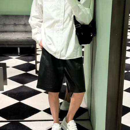 プラダ ショートパンツ