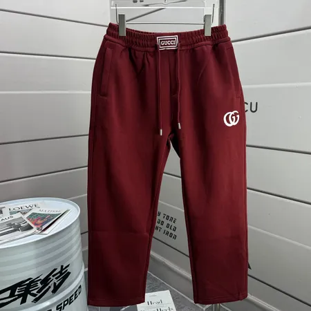 グッチ カジュアルパンツ