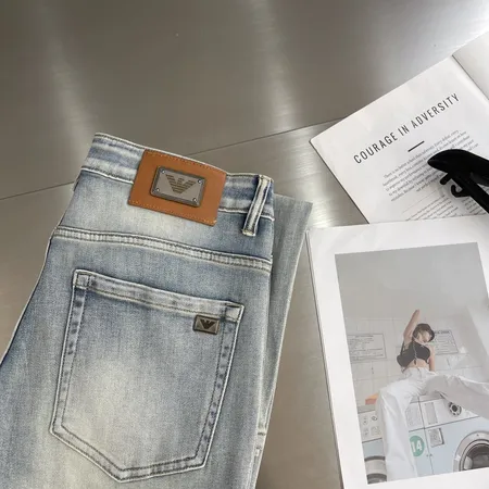 アルマーニ ジーンズ