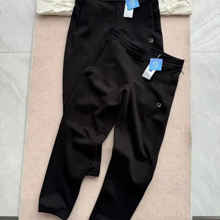 フィラ カジュアルパンツ