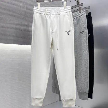 プラダ カジュアルパンツ