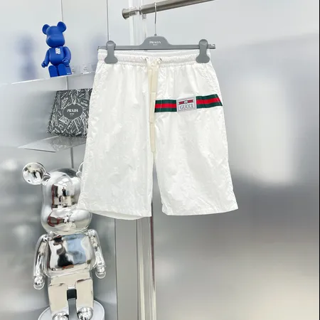 グッチ ショートパンツ