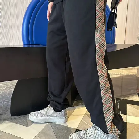 ジバンシィ トレーニングパンツ