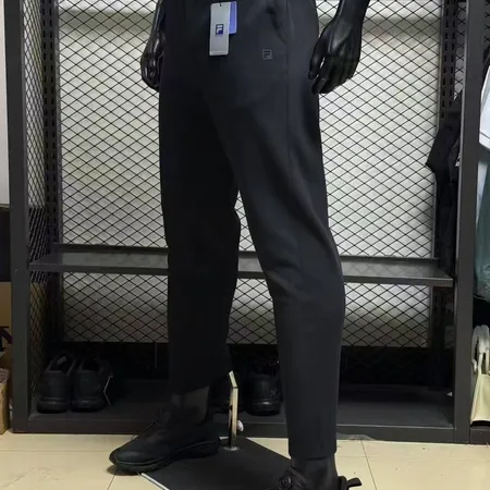 フィラ カジュアルパンツ