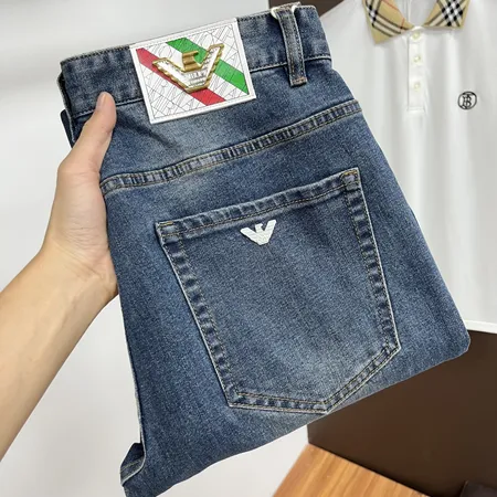 アルマーニ ジーンズ