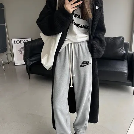 ナイキ カジュアルパンツ