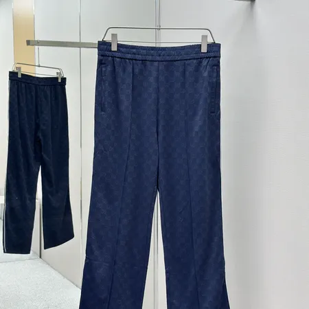 グッチ ジーンズ