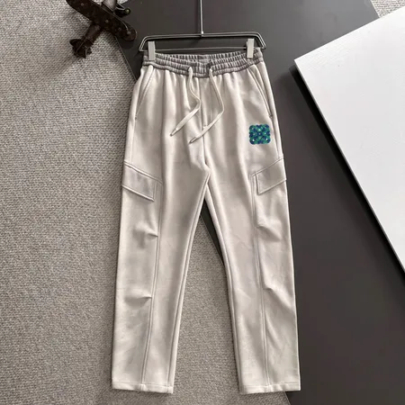 ロエベ カジュアルパンツ