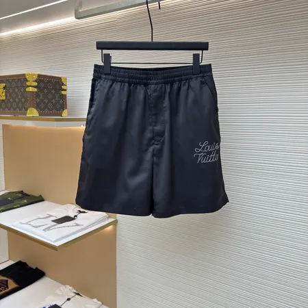 ルイヴィトン ショートパンツ