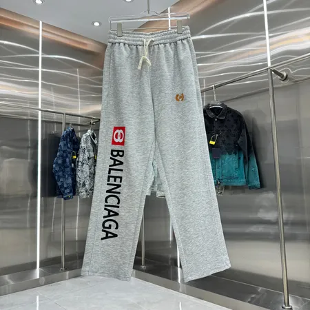 バレンシアガ カジュアルパンツ