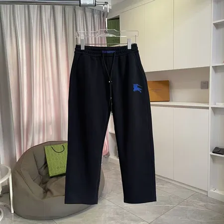 バーバリー ス カジュアルパンツ