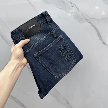 バーバリー ス ジーンズ