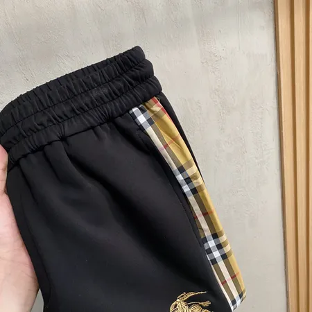 バーバリー ス カジュアルパンツ