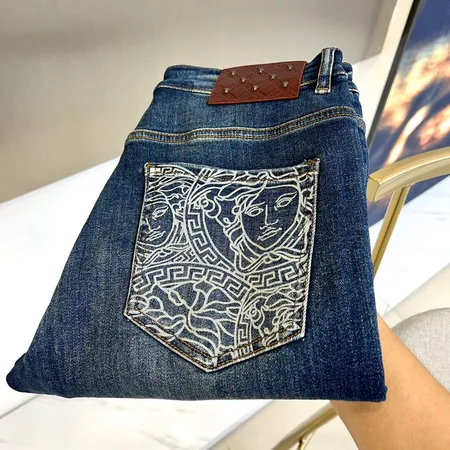 ヴェルサーチ ジーンズ