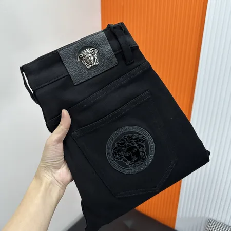 ヴェルサーチ ジーンズ