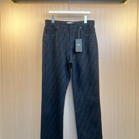 フェンディ ジーンズ