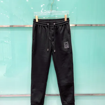 フェンディ カジュアルパンツ