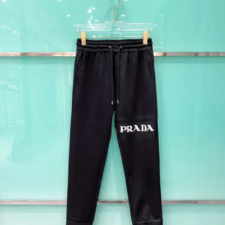 プラダ カジュアルパンツ