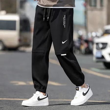 ナイキ カジュアルパンツ