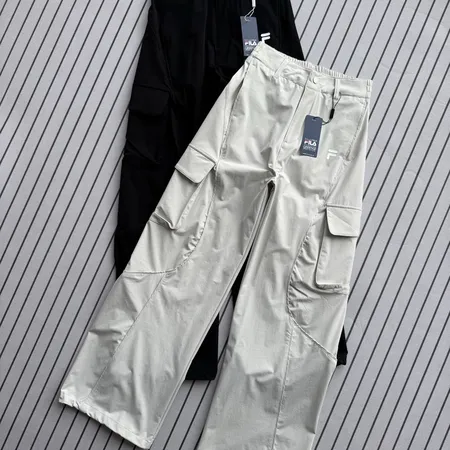 フィラ カジュアルパンツ