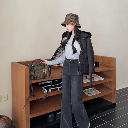 ヴァレンティノ ジーンズ