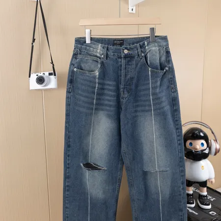 バレンシアガ ジーンズ