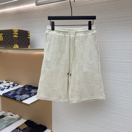 ルイヴィトン ショートパンツ