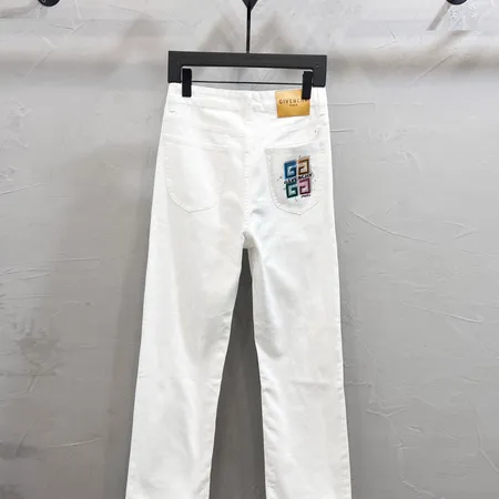 ジバンシィ ジーンズ