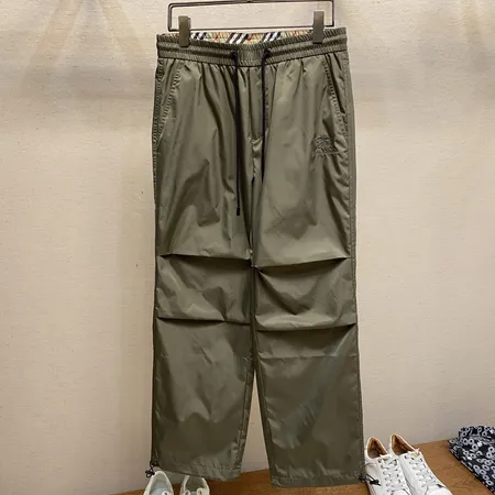 バーバリー ス カジュアルパンツ