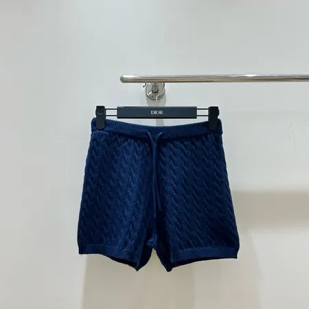 ステューシー ショートパンツ