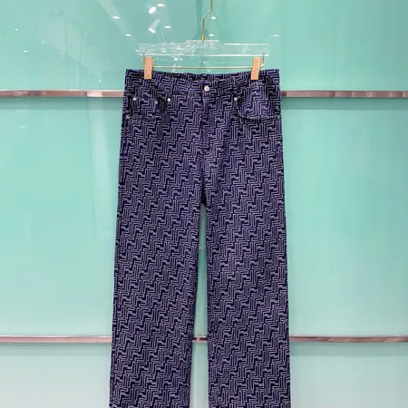 フェンディ カジュアルパンツ