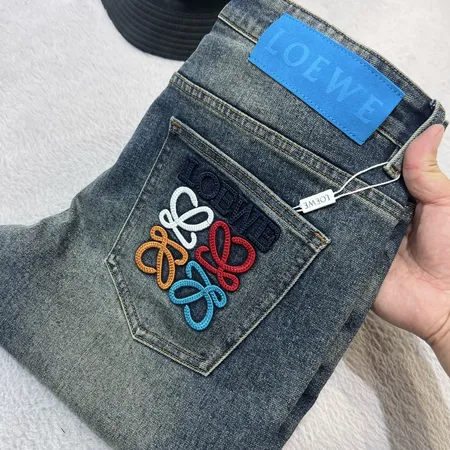ロエベ ジーンズ