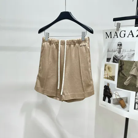 ステューシー ショートパンツ