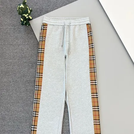 バーバリー ス カジュアルパンツ