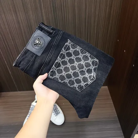 ヴェルサーチ ジーンズ