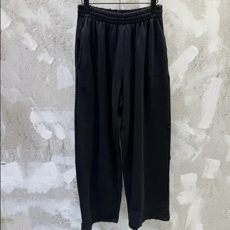 バレンシアガ カジュアルパンツ