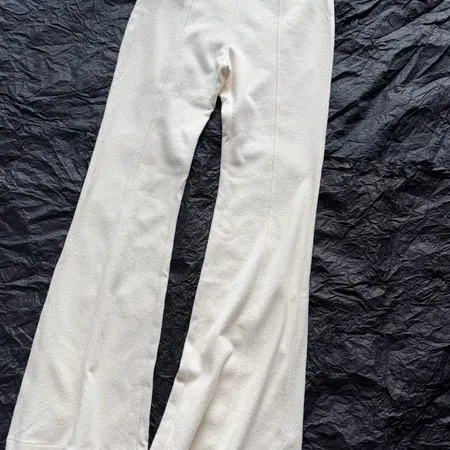 ロジェ・デュブイ ジーンズ