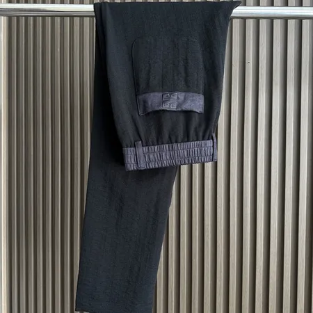 ジバンシィ カジュアルパンツ