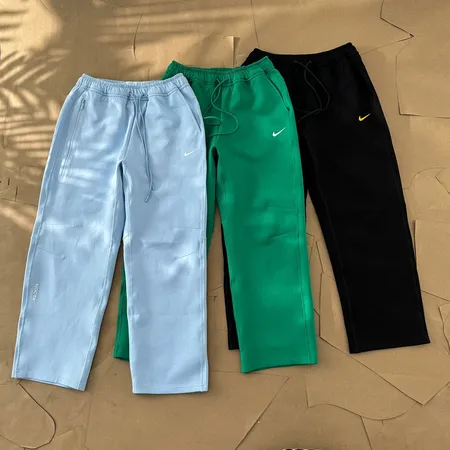 ナイキ カジュアルパンツ