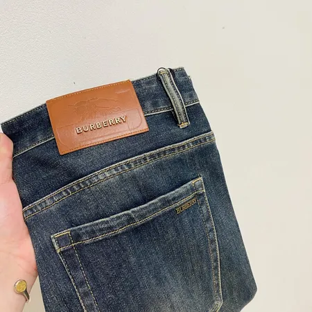 バーバリー ス ジーンズ