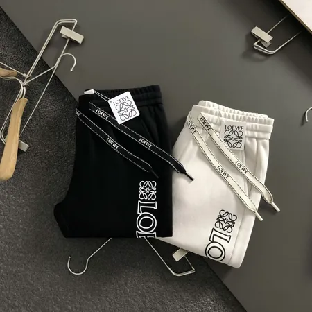 ロエベ カジュアルパンツ