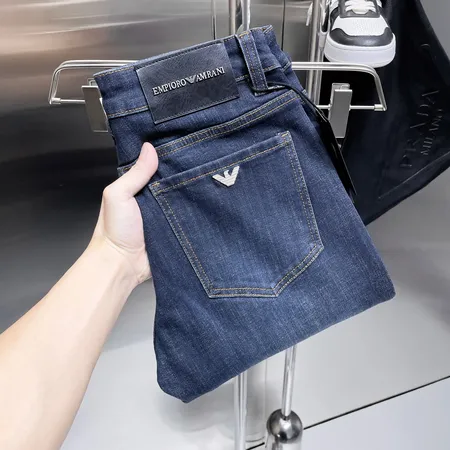 アルマーニ ジーンズ