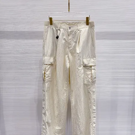 バーバリー ス カジュアルパンツ