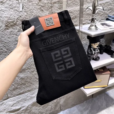 ジバンシィ ジーンズ