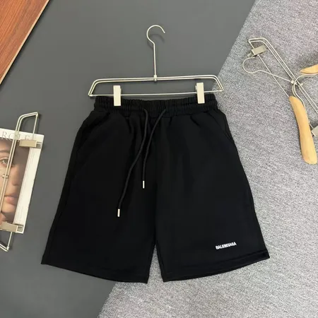 セリーヌ ショートパンツ