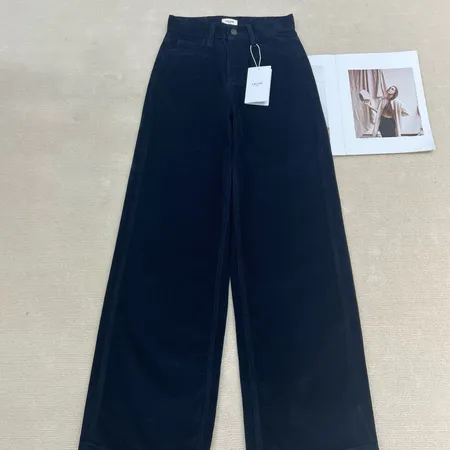 セリーヌ カジュアルパンツ