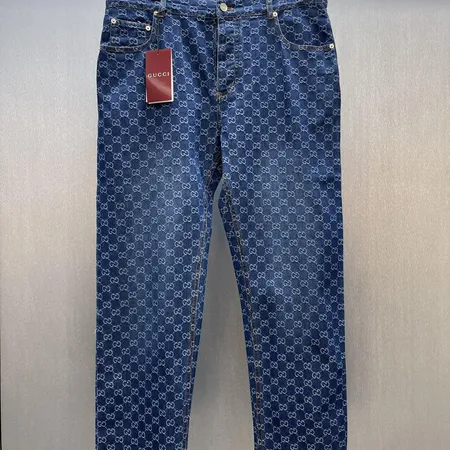 グッチ ジーンズ