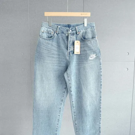 ナイキ ジーンズ